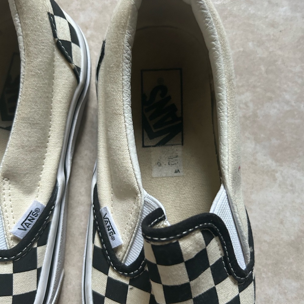 Used Vans - Picture 7 of 7